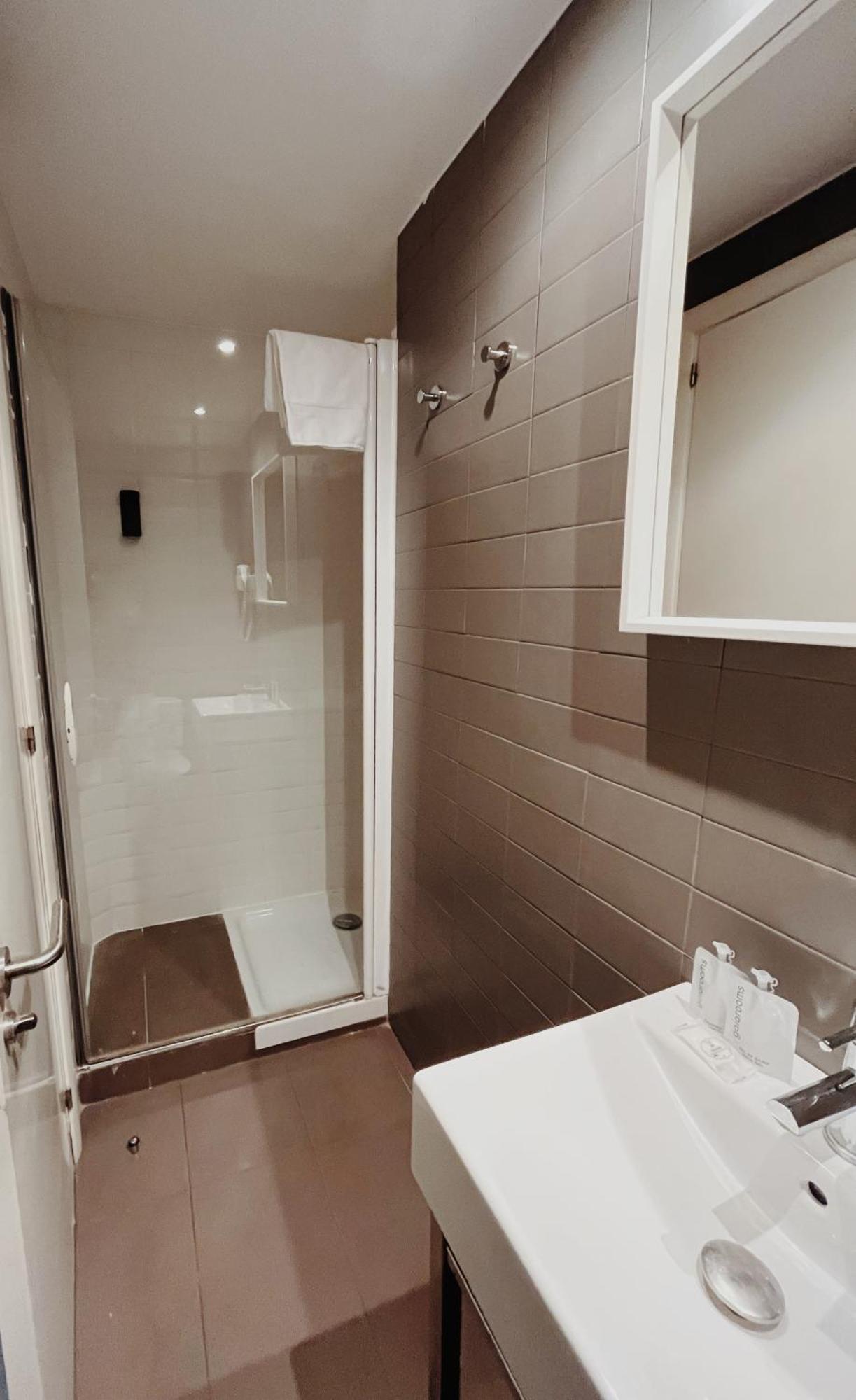 Apartamentos Express By Gaiarooms Barcelona Luaran gambar