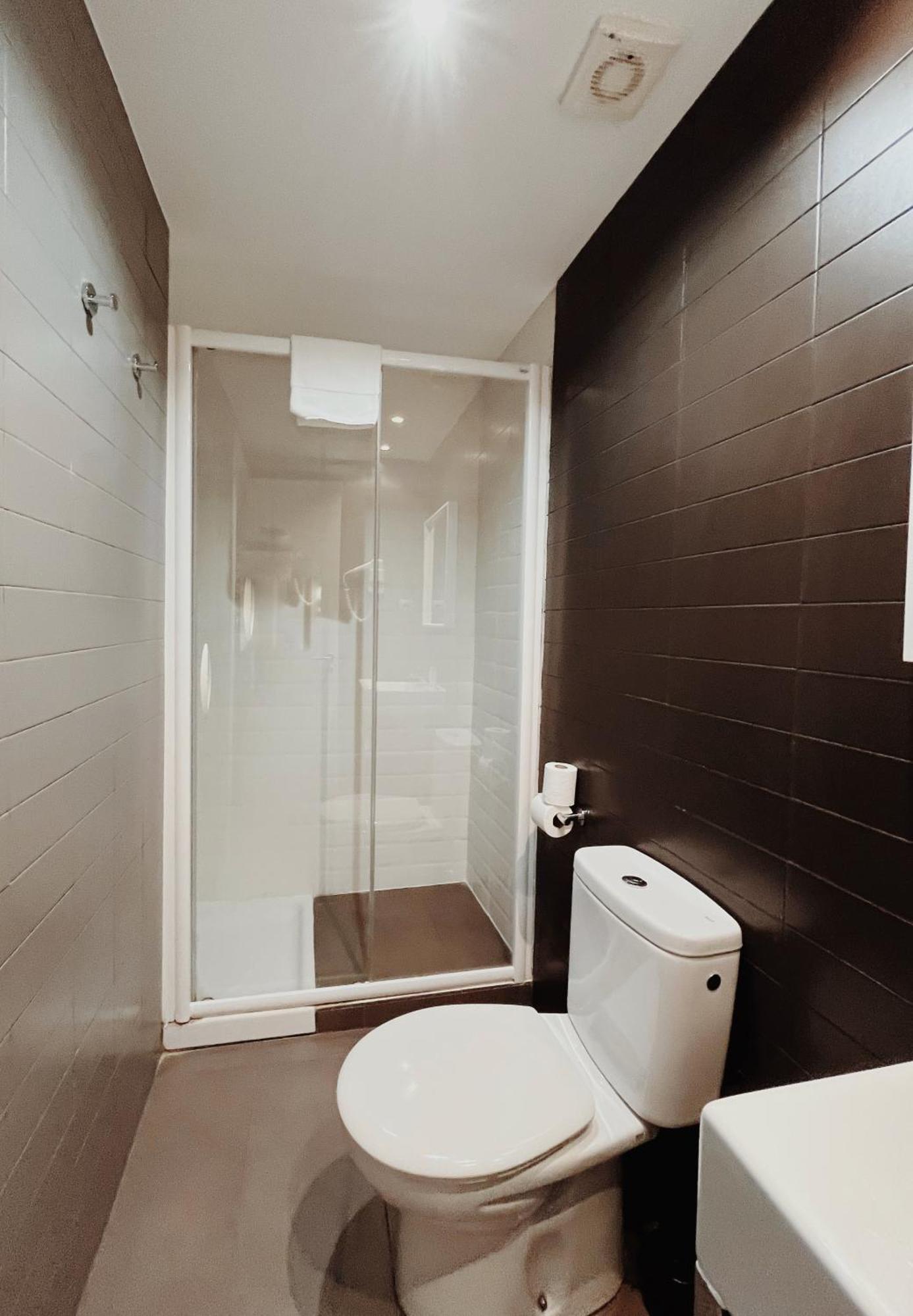 Apartamentos Express By Gaiarooms Barcelona Luaran gambar